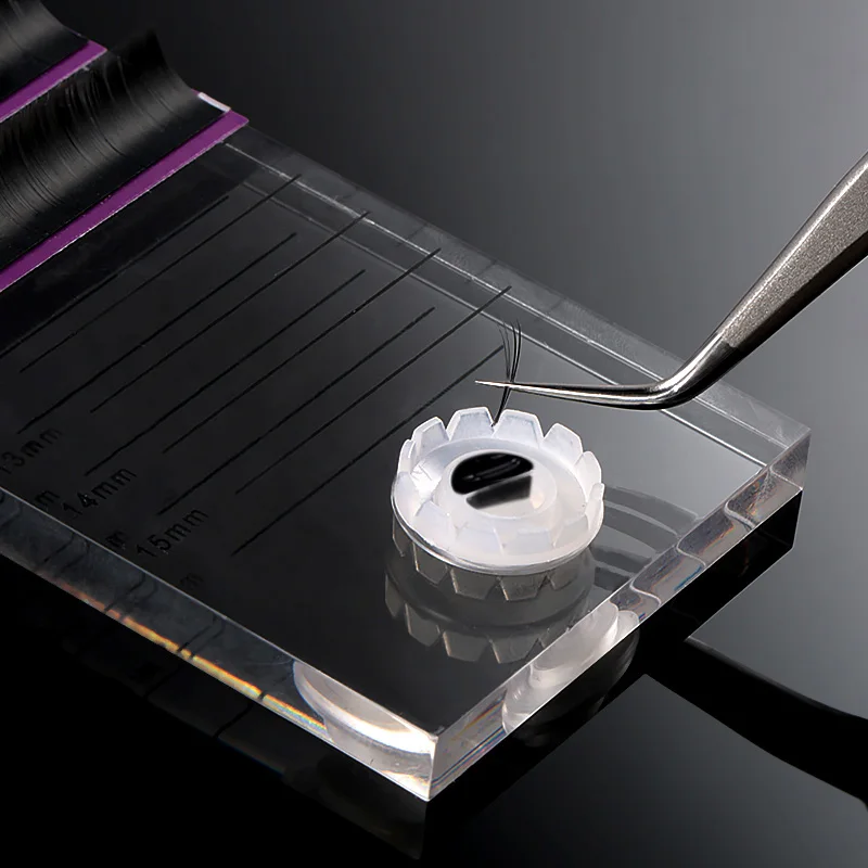 Acrylic Lash Tile with Glue Cu - đánh giá và giá Eyelash Extension Salon